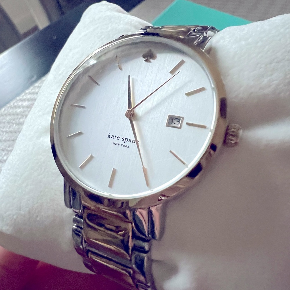 Elegant two-tone Kate Spade ♠️ Gramercy bracelet watch ⏱️